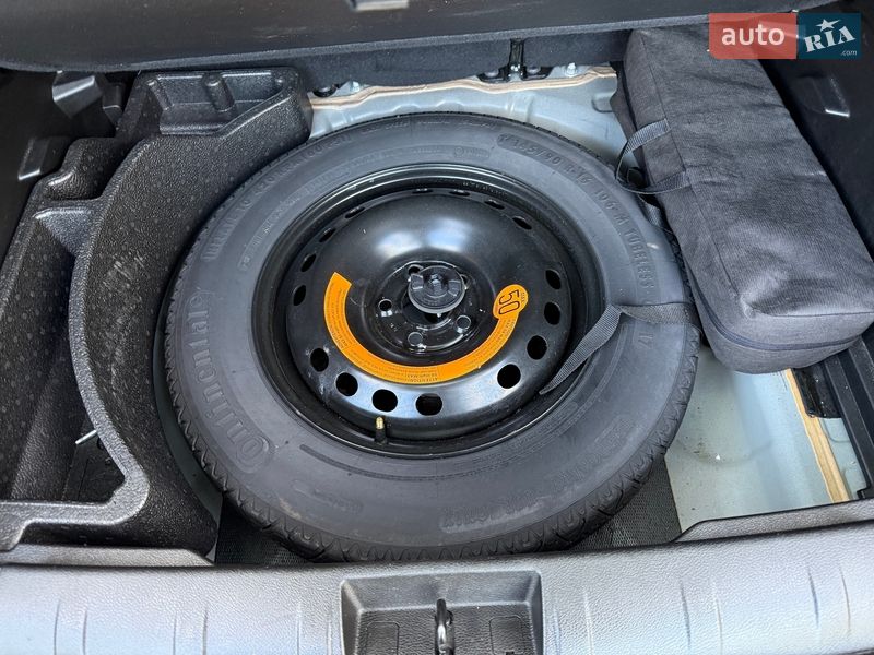 Внедорожник / Кроссовер Jeep Renegade 2016 в Киеве