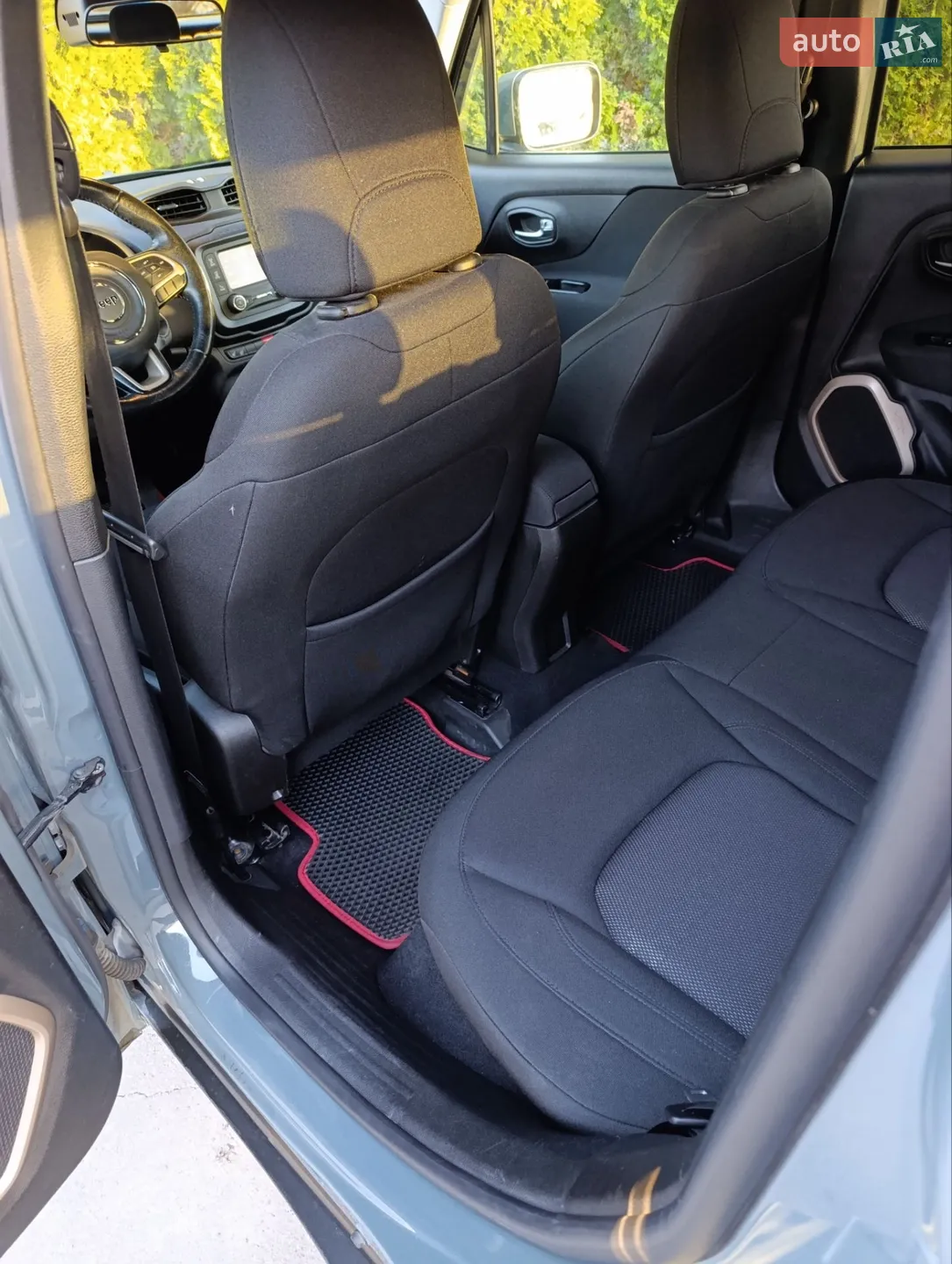 2016 Jeep Renegade - мініатюра 29