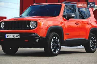 Позашляховик / Кросовер Jeep Renegade 2016 в Києві