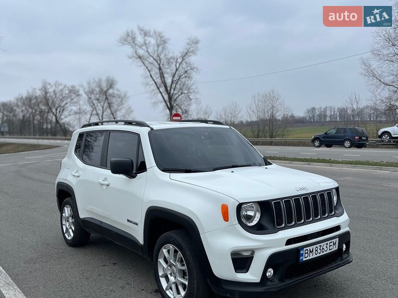 Внедорожник / Кроссовер Jeep Renegade 2022 в Ромнах