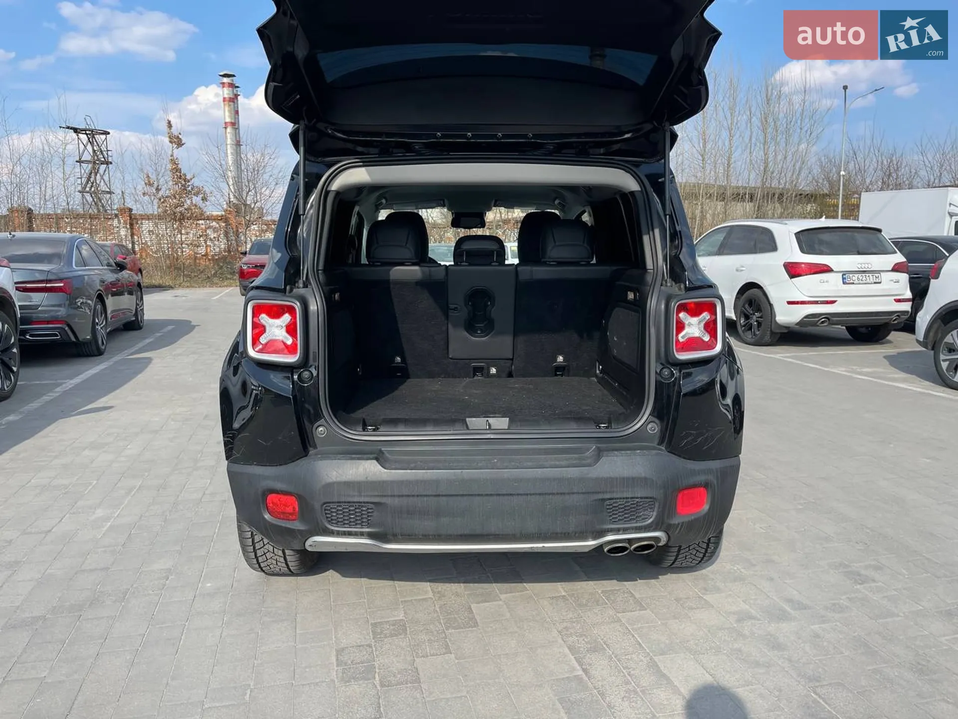 2015 Jeep Renegade - мініатюра 31