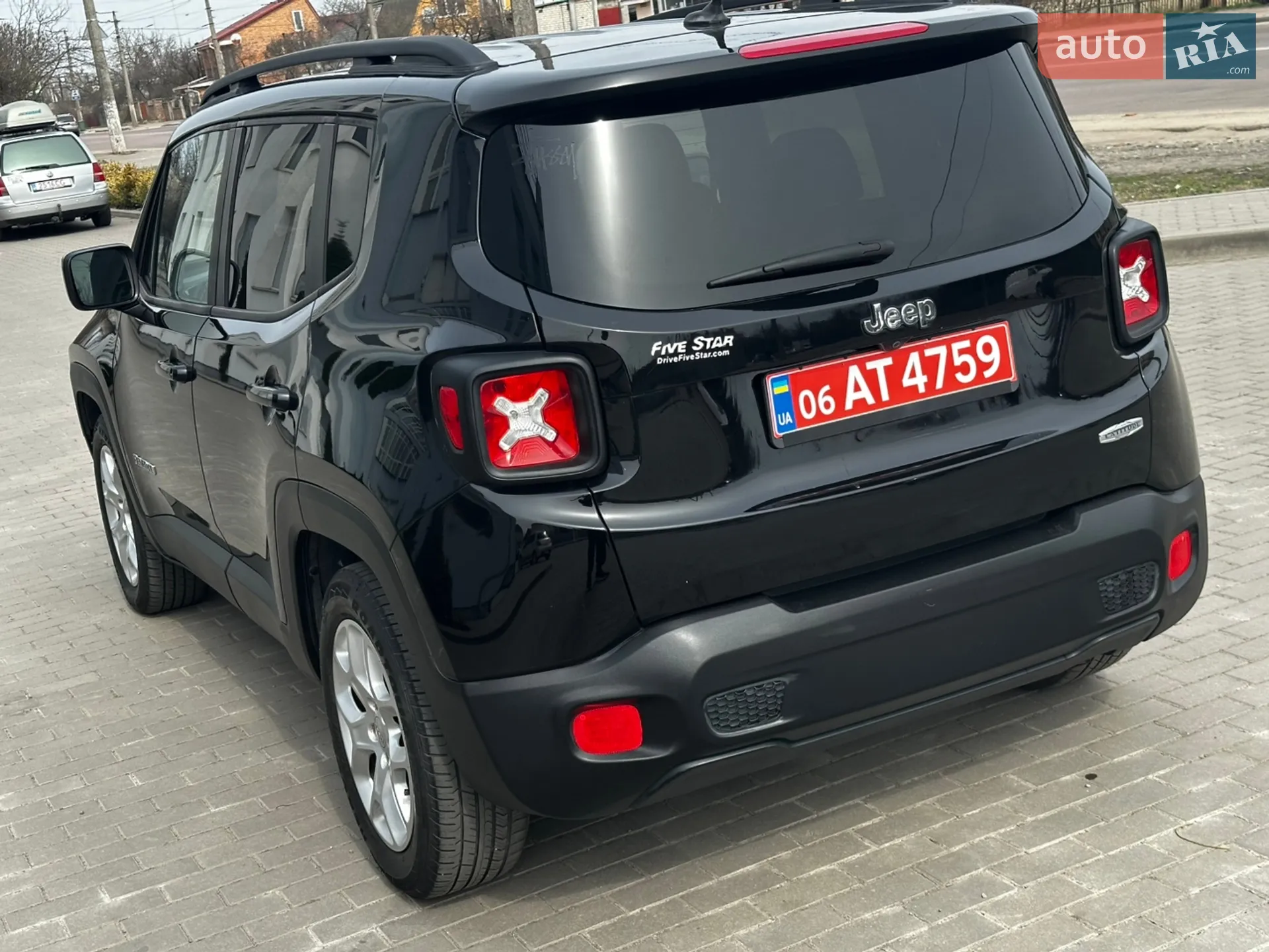 2016 Jeep Renegade - мініатюра 5