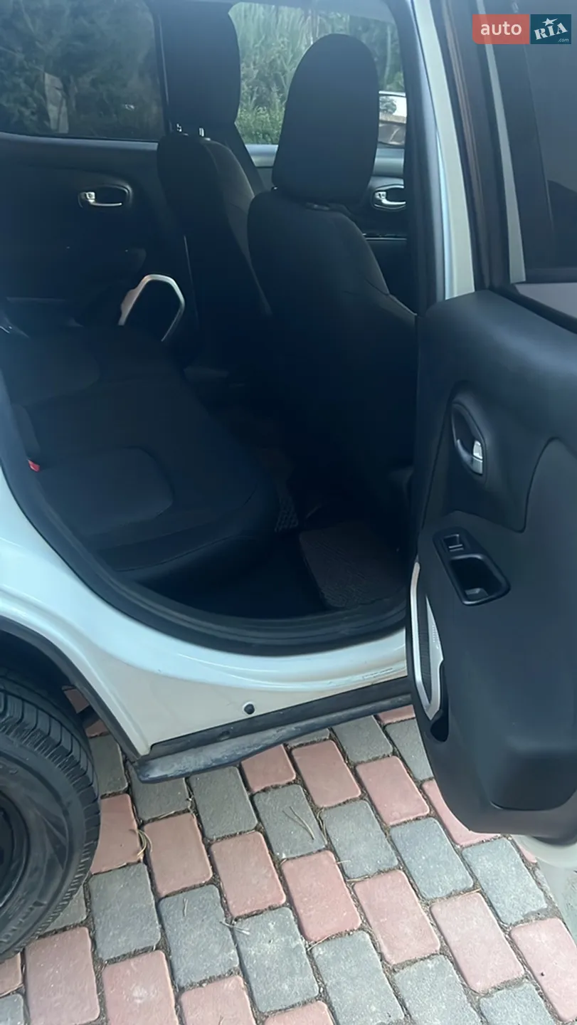 2018 Jeep Renegade - мініатюра 11