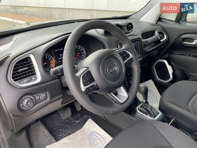 Внедорожник / Кроссовер Jeep Renegade 2019 в Киеве