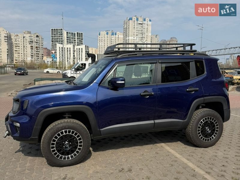 Внедорожник / Кроссовер Jeep Renegade 2019 в Киеве