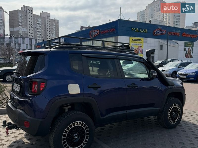 Внедорожник / Кроссовер Jeep Renegade 2019 в Киеве