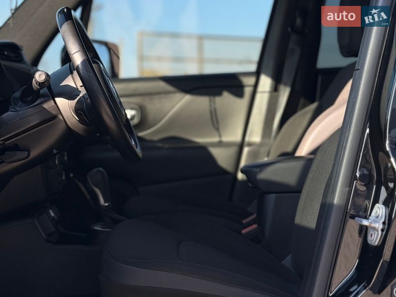 Внедорожник / Кроссовер Jeep Renegade 2018 в Ивано-Франковске фото 14 Внедорожник / Кроссовер Jeep Renegade 2018 в Ивано-Франковске