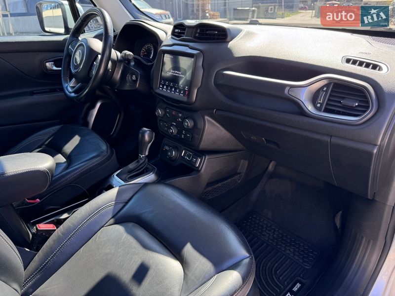 Внедорожник / Кроссовер Jeep Renegade 2017 в Киеве