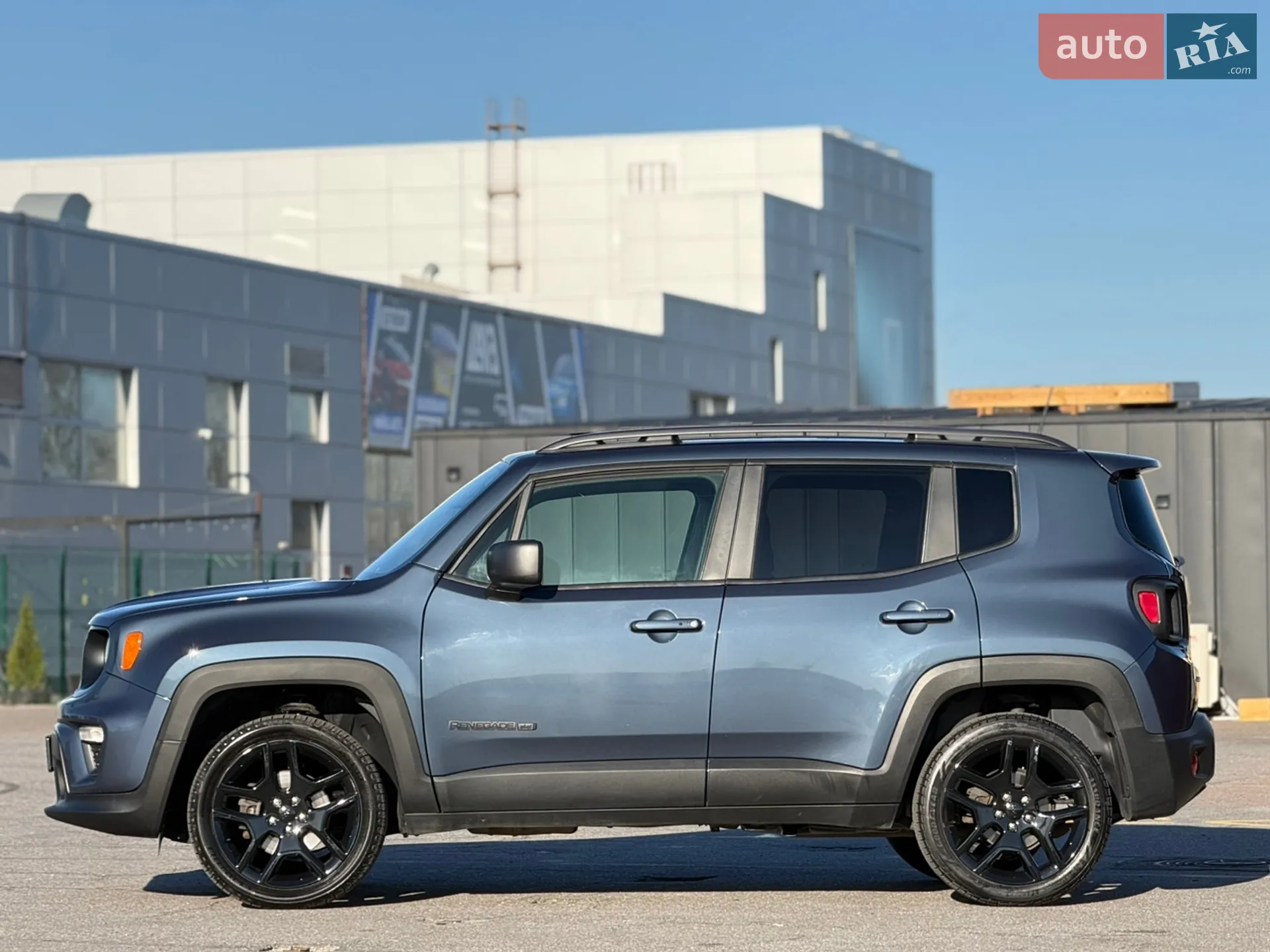 2020 Jeep Renegade - мініатюра 11