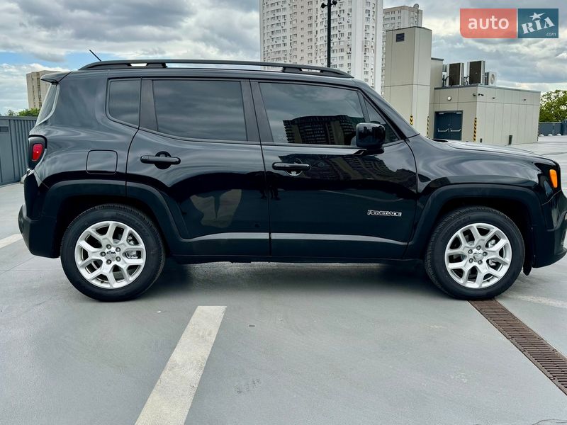 Внедорожник / Кроссовер Jeep Renegade 2016 в Киеве