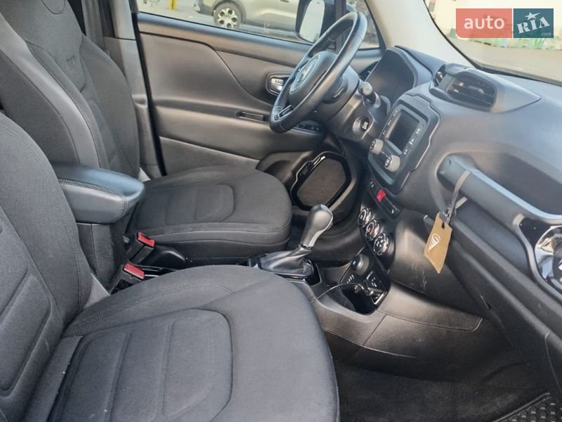 Позашляховик / Кросовер Jeep Renegade 2017 в Дніпрі