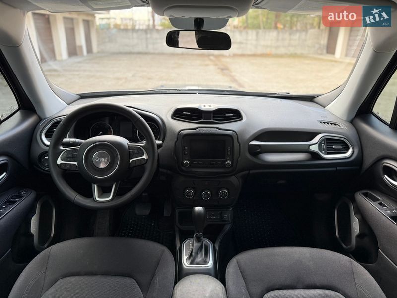 Позашляховик / Кросовер Jeep Renegade 2017 в Києві