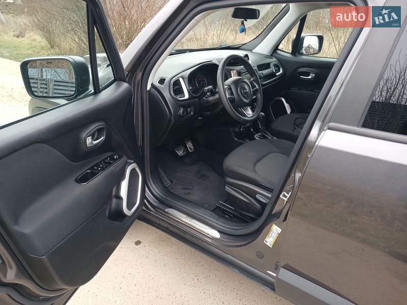 Внедорожник / Кроссовер Jeep Renegade 2019 в Ивано-Франковске