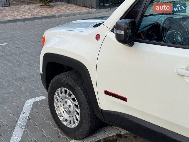 Внедорожник / Кроссовер Jeep Renegade 2015 в Одессе фото 13 Внедорожник / Кроссовер Jeep Renegade 2015 в Одессе