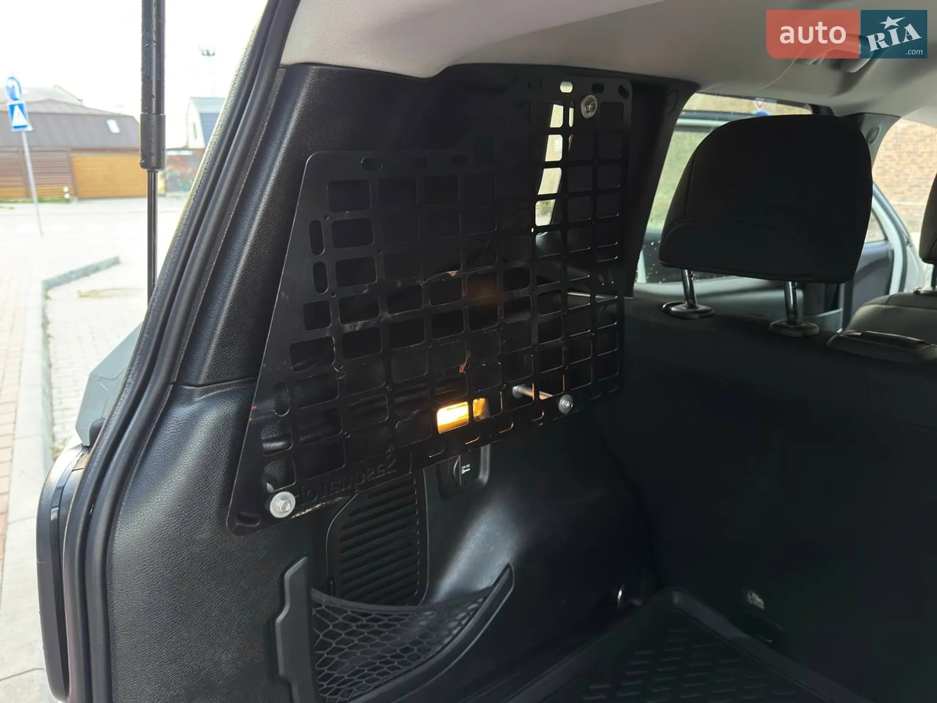 2015 Jeep Renegade - мініатюра 36