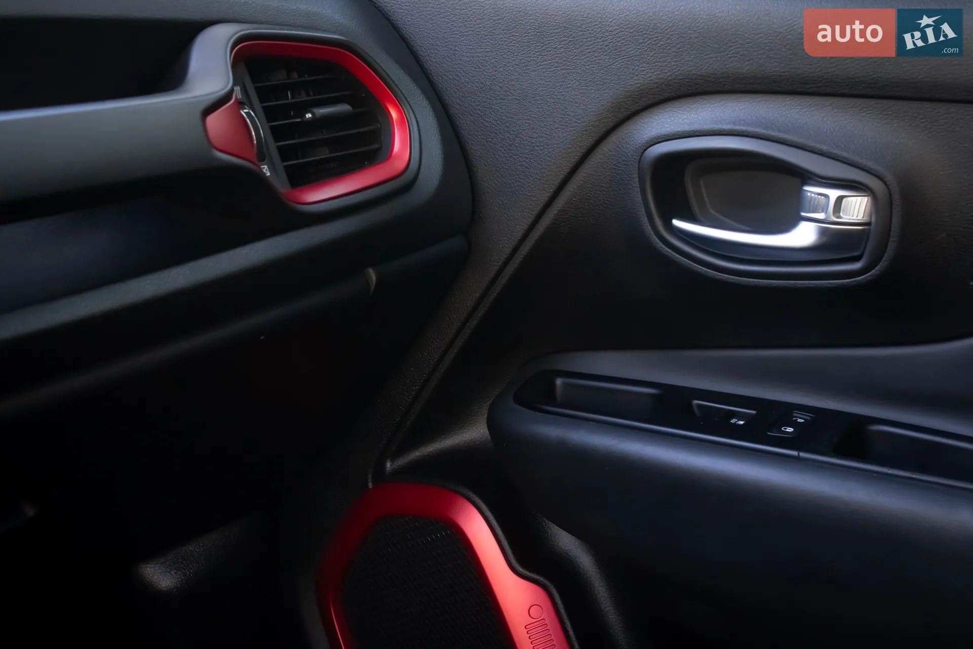 2020 Jeep Renegade - мініатюра 30
