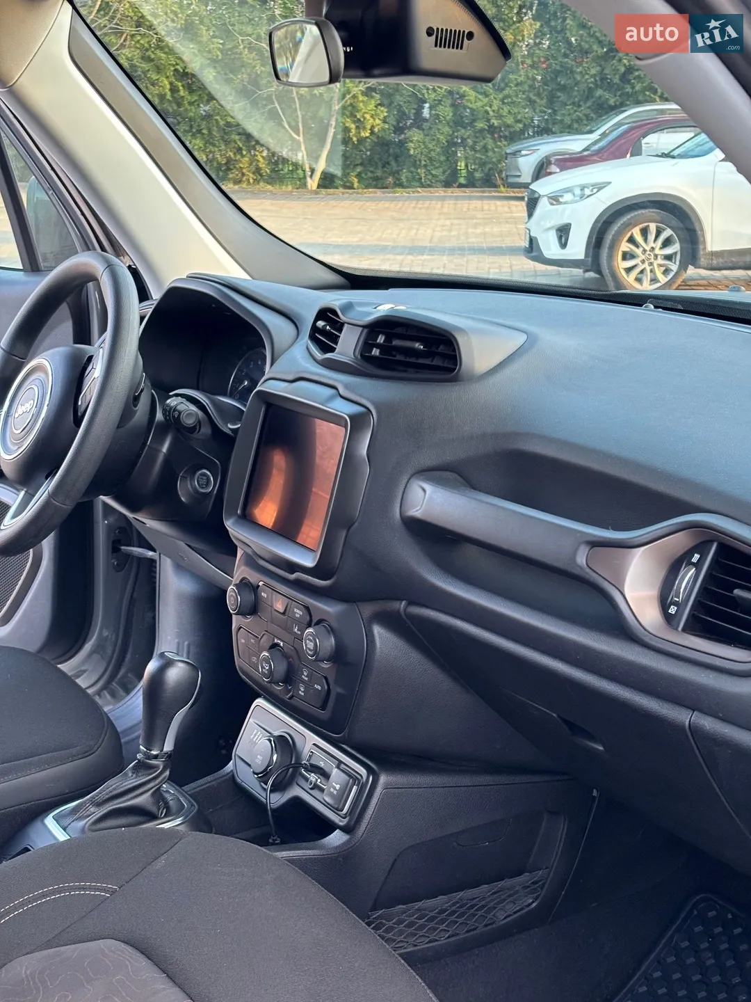2023 Jeep Renegade - мініатюра 8
