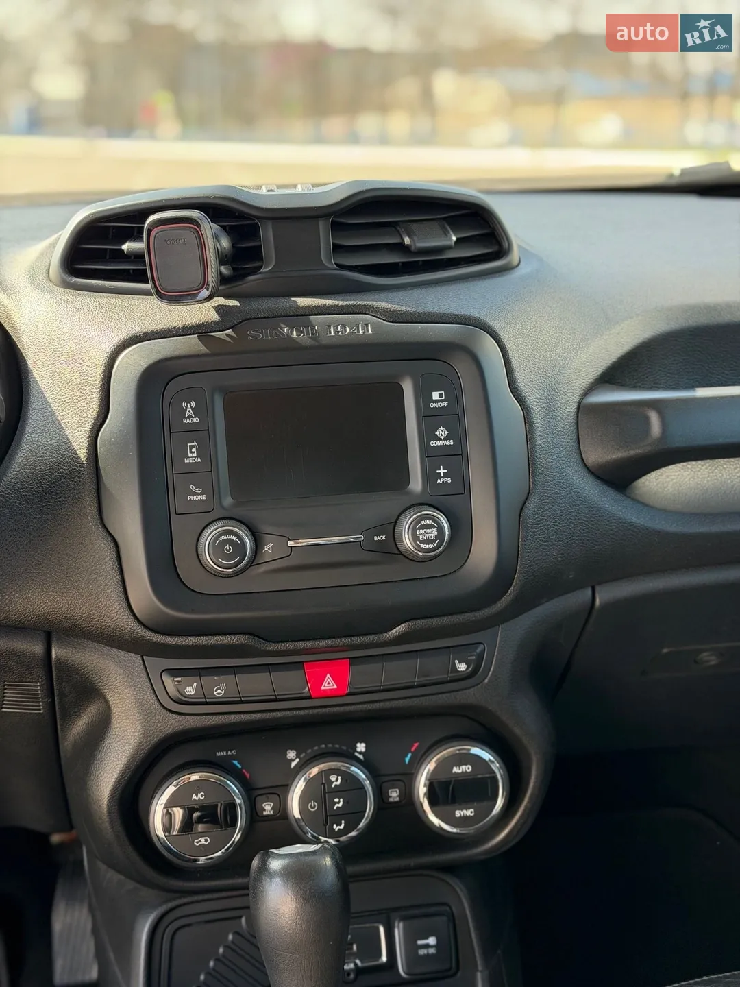 2017 Jeep Renegade - мініатюра 11