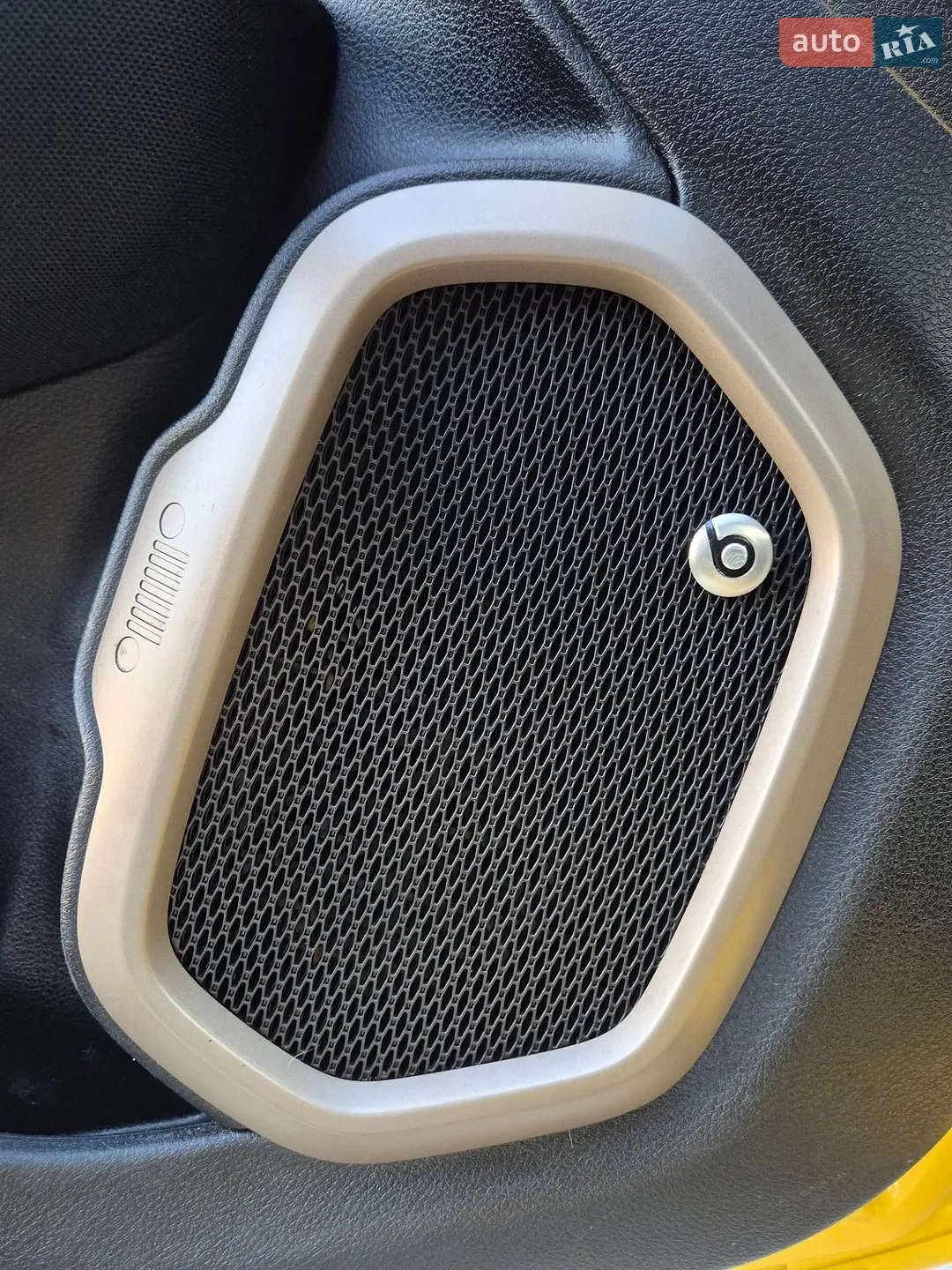 2016 Jeep Renegade - мініатюра 24