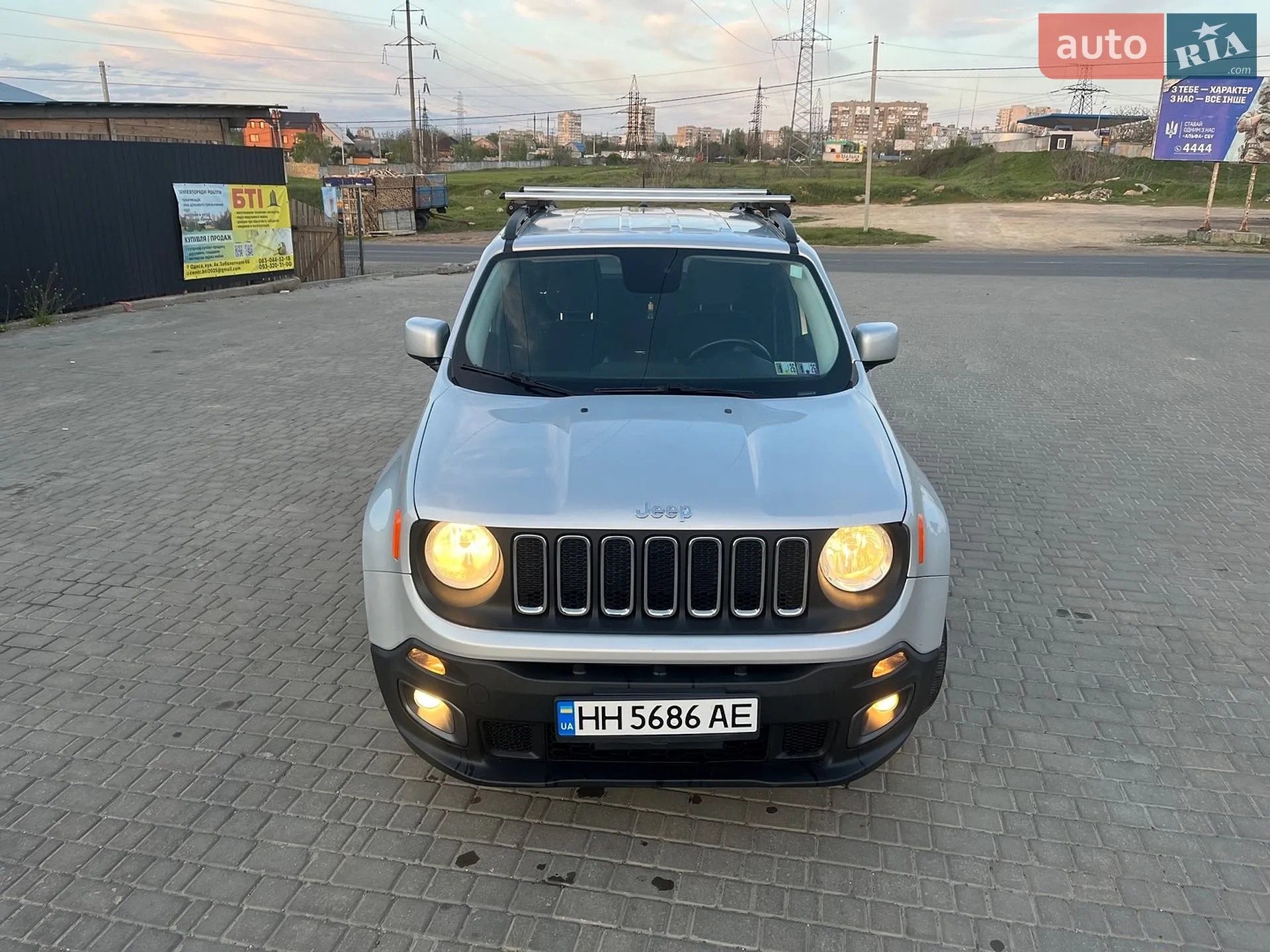 2017 Jeep Renegade - мініатюра 3