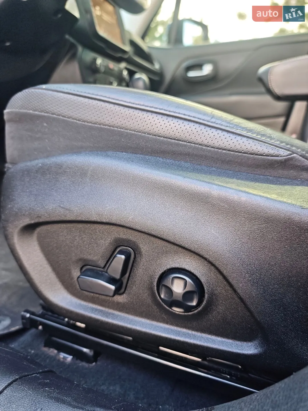 2019 Jeep Renegade - мініатюра 17