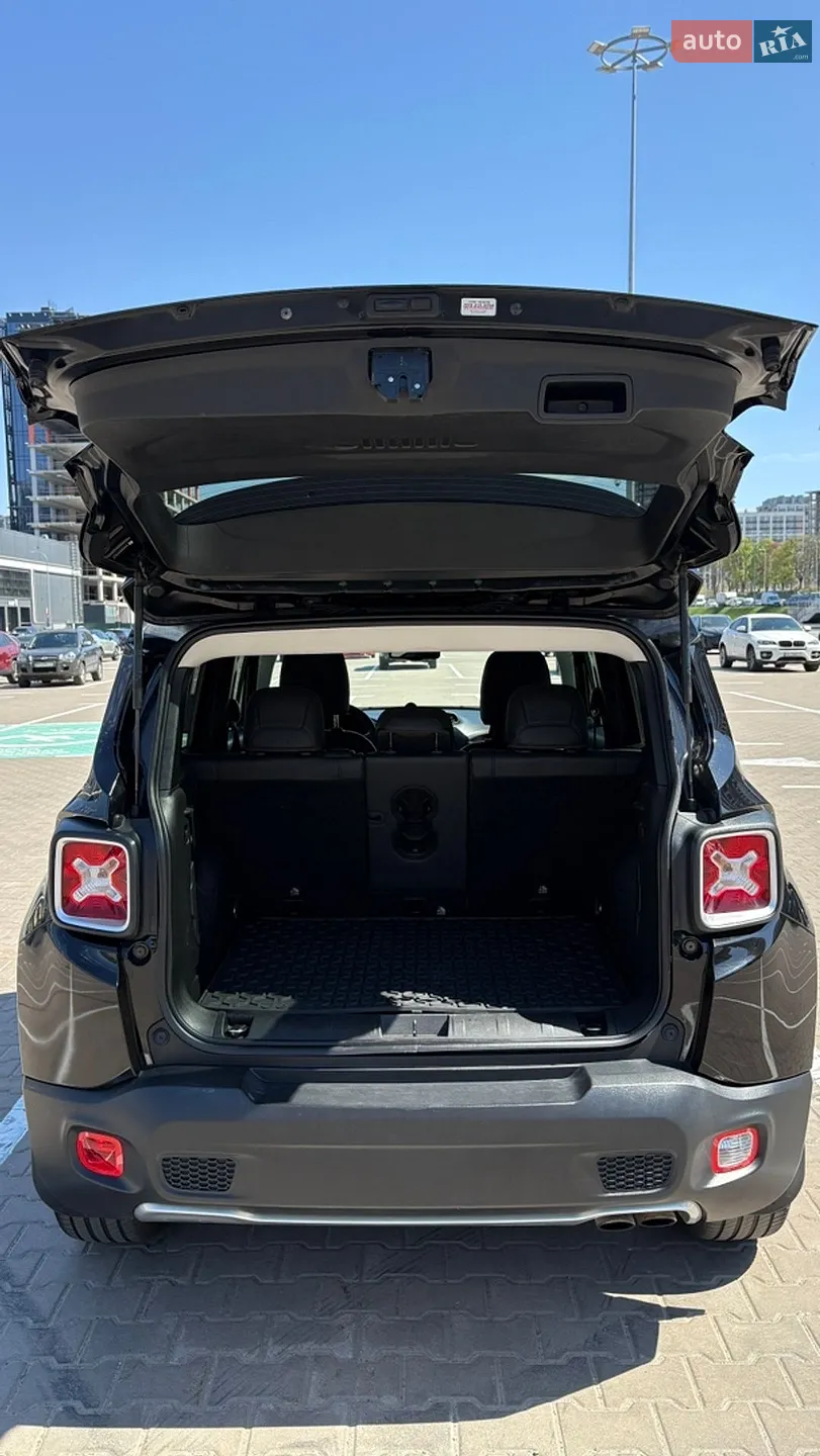 2016 Jeep Renegade - мініатюра 8