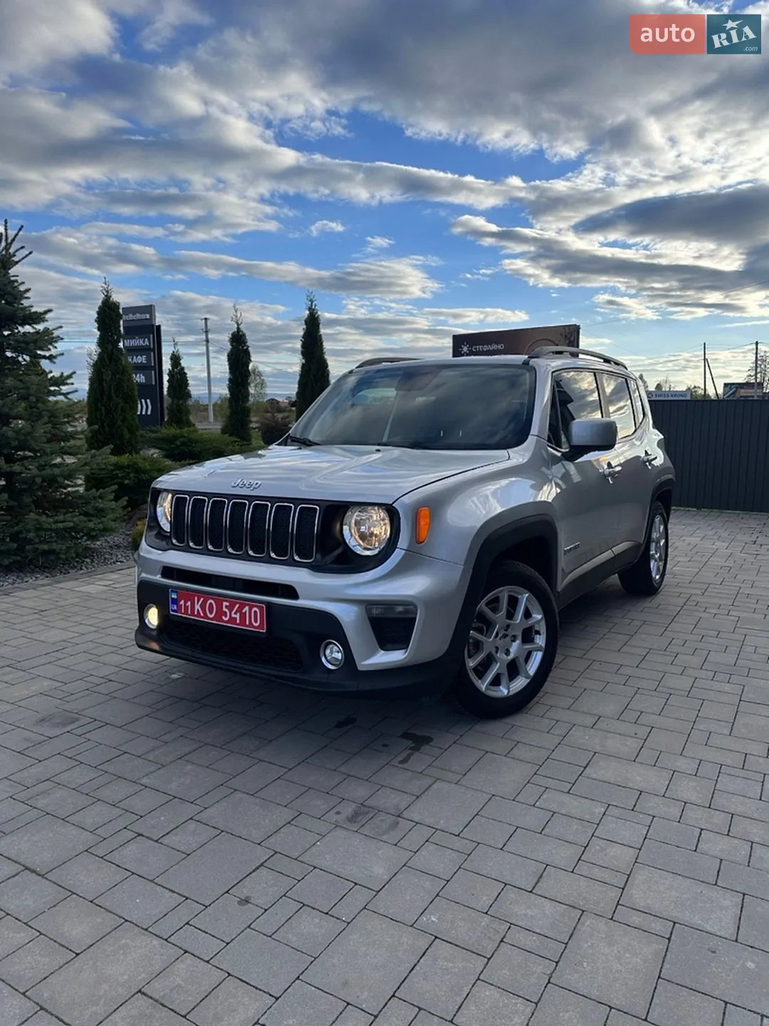 2020 Jeep Renegade - мініатюра 2