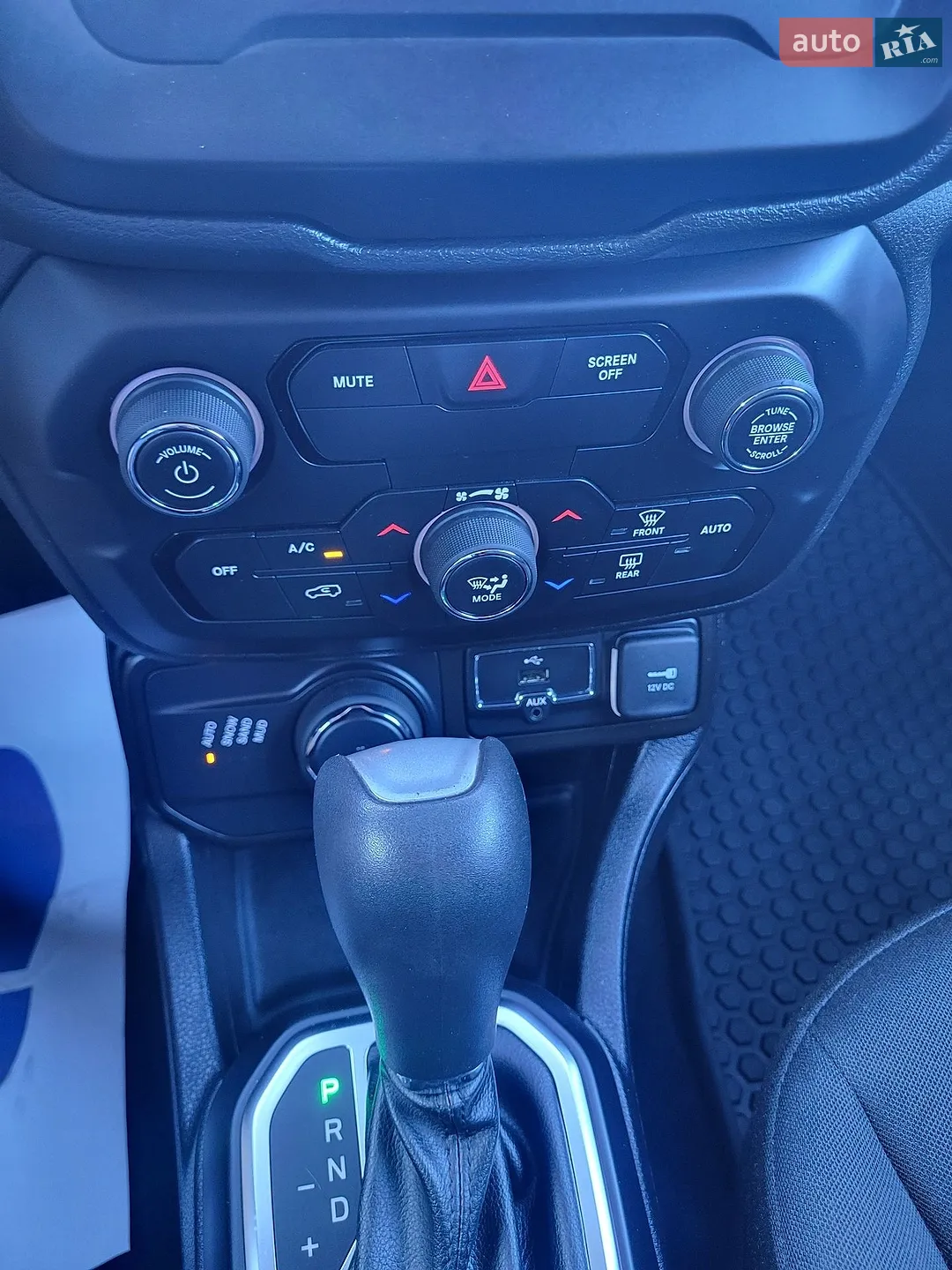 2020 Jeep Renegade - мініатюра 13