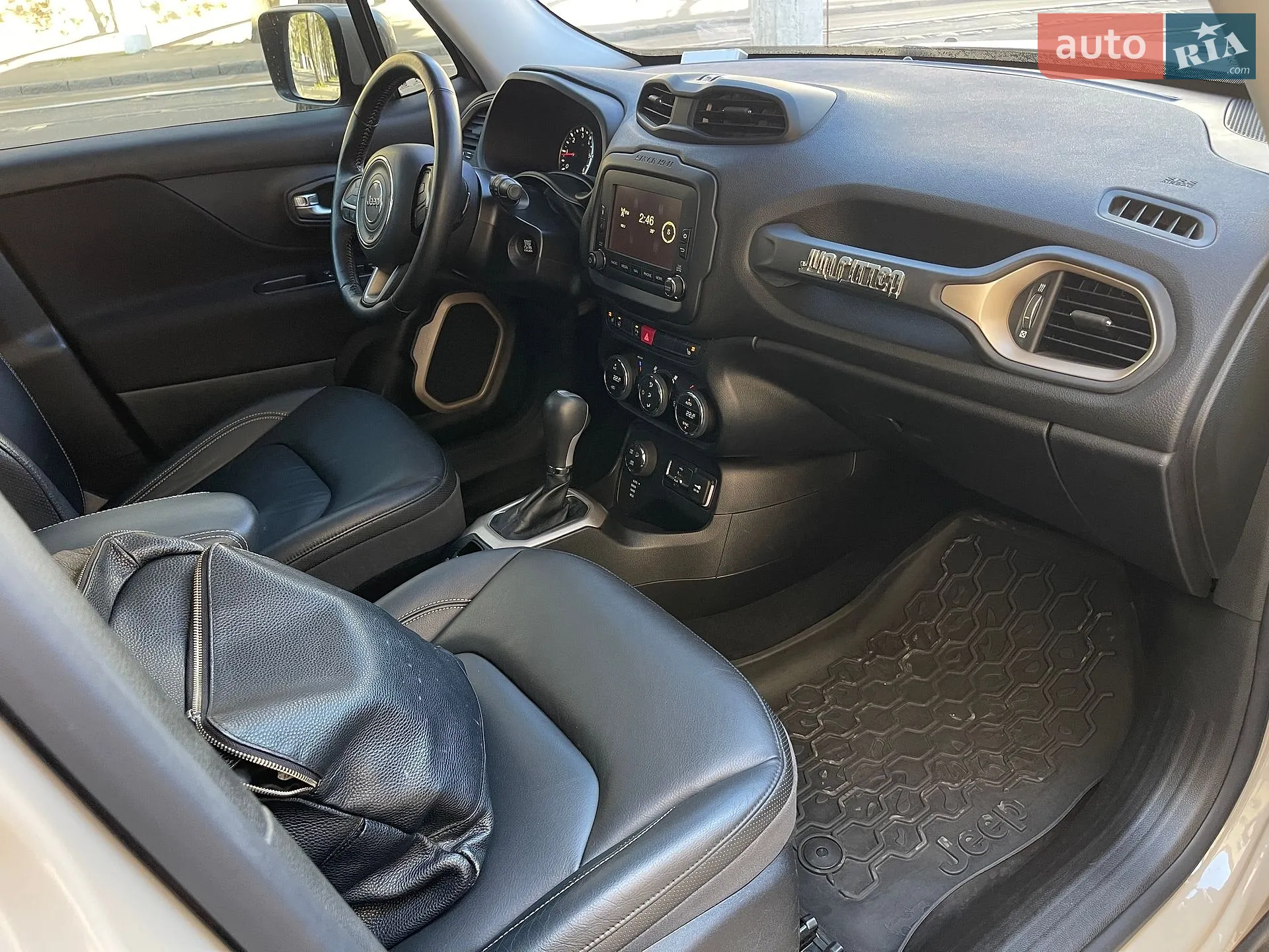 2015 Jeep Renegade - мініатюра 22
