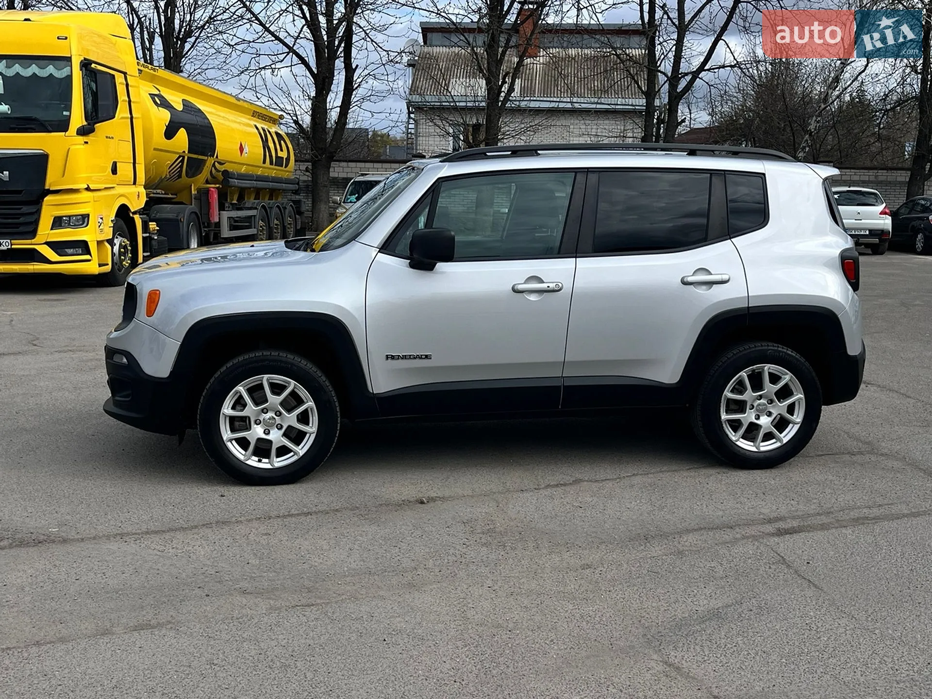 2020 Jeep Renegade - мініатюра 17