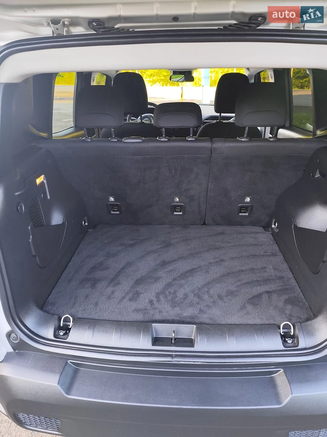 2021 Jeep Renegade - мініатюра 26