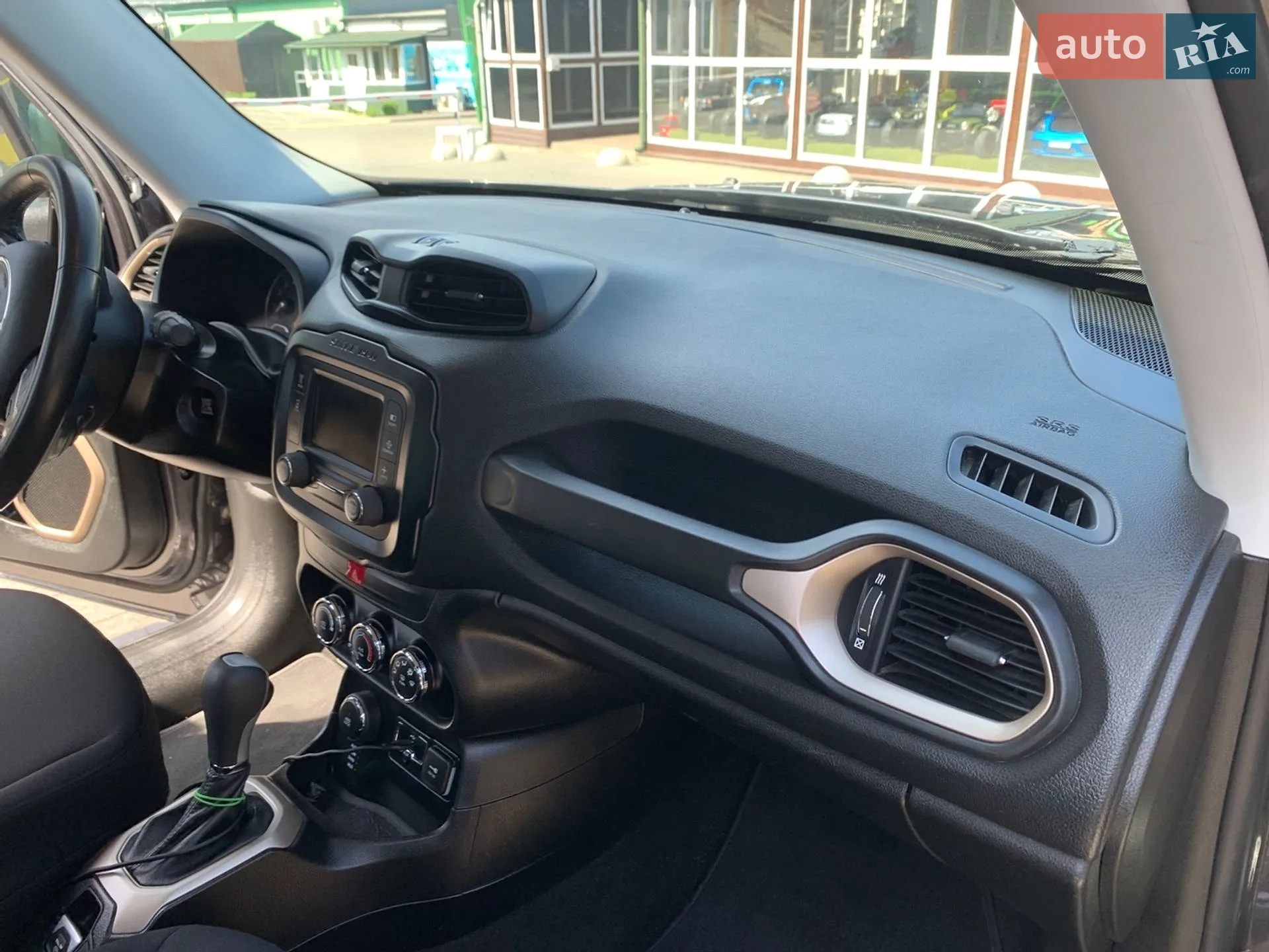2017 Jeep Renegade - мініатюра 29