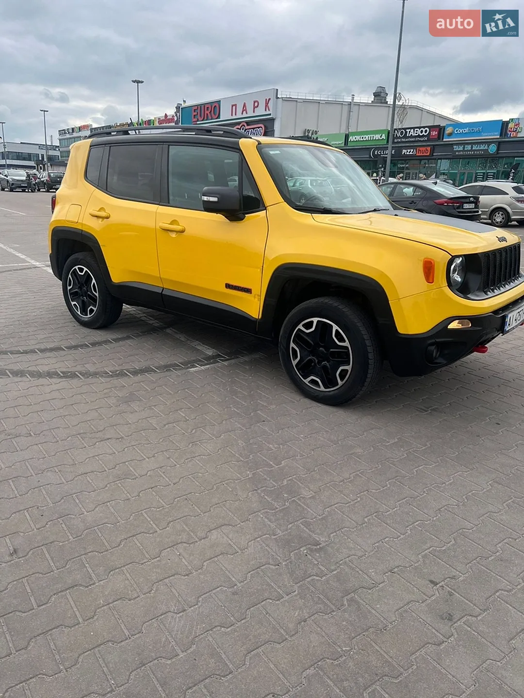 2015 Jeep Renegade - мініатюра 3