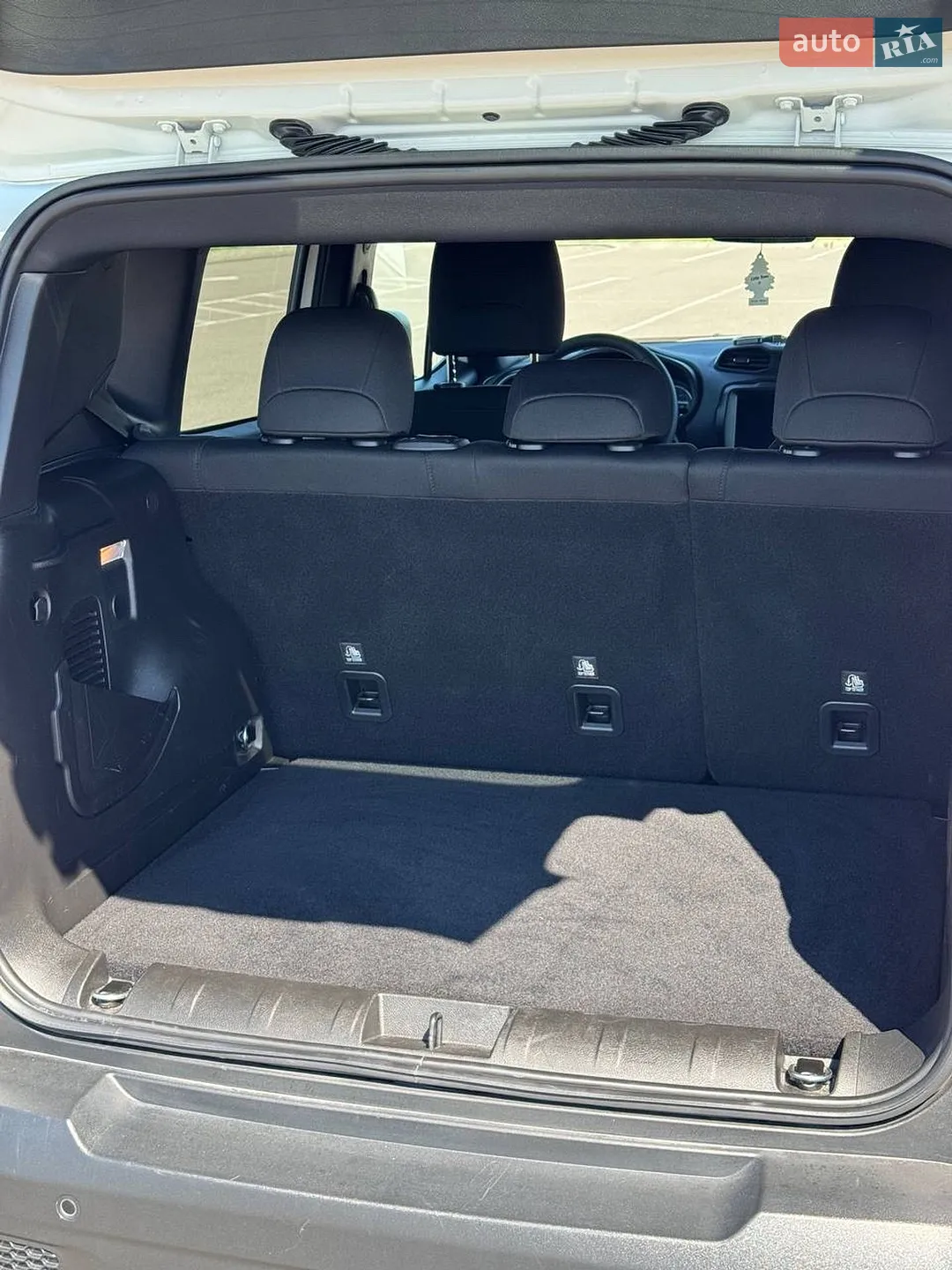 2020 Jeep Renegade - мініатюра 19