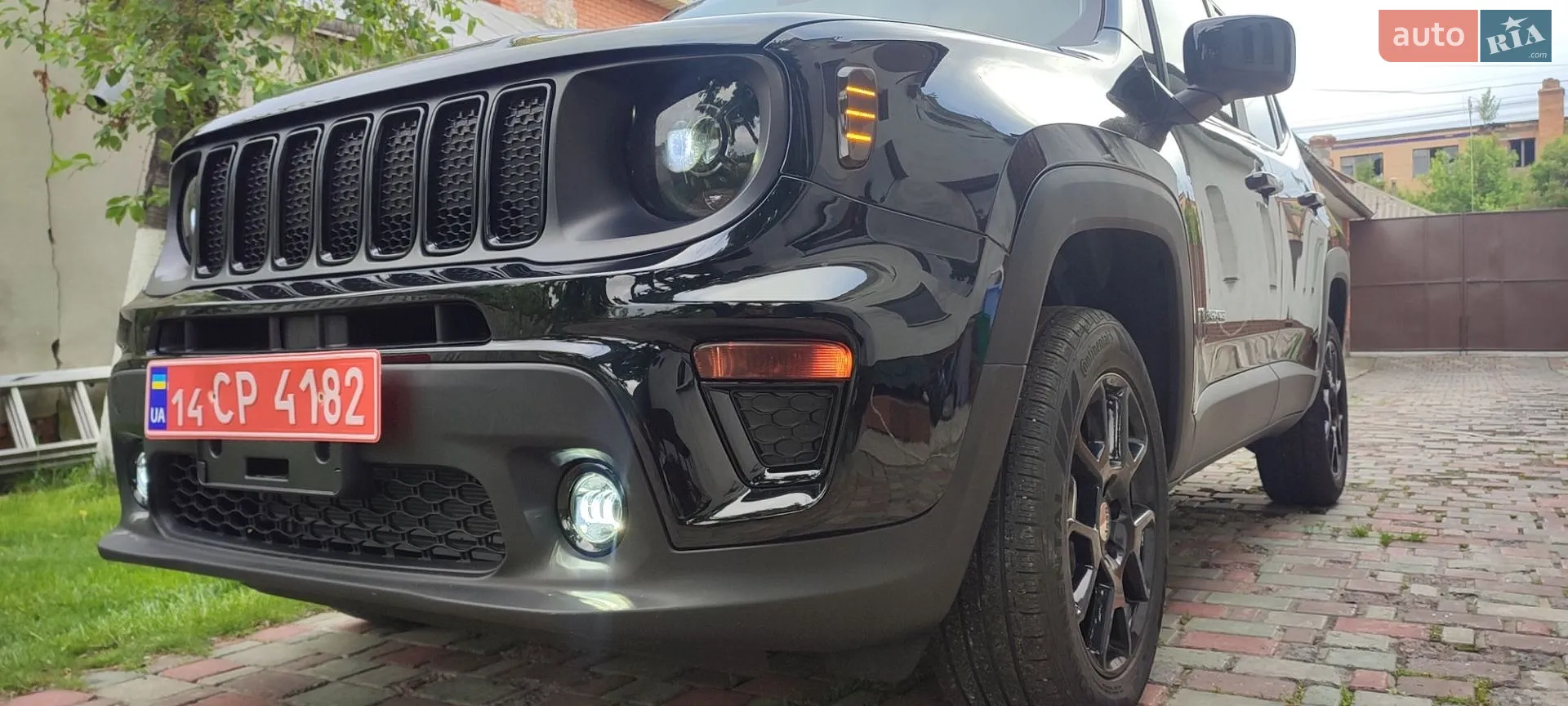 2022 Jeep Renegade - мініатюра 2