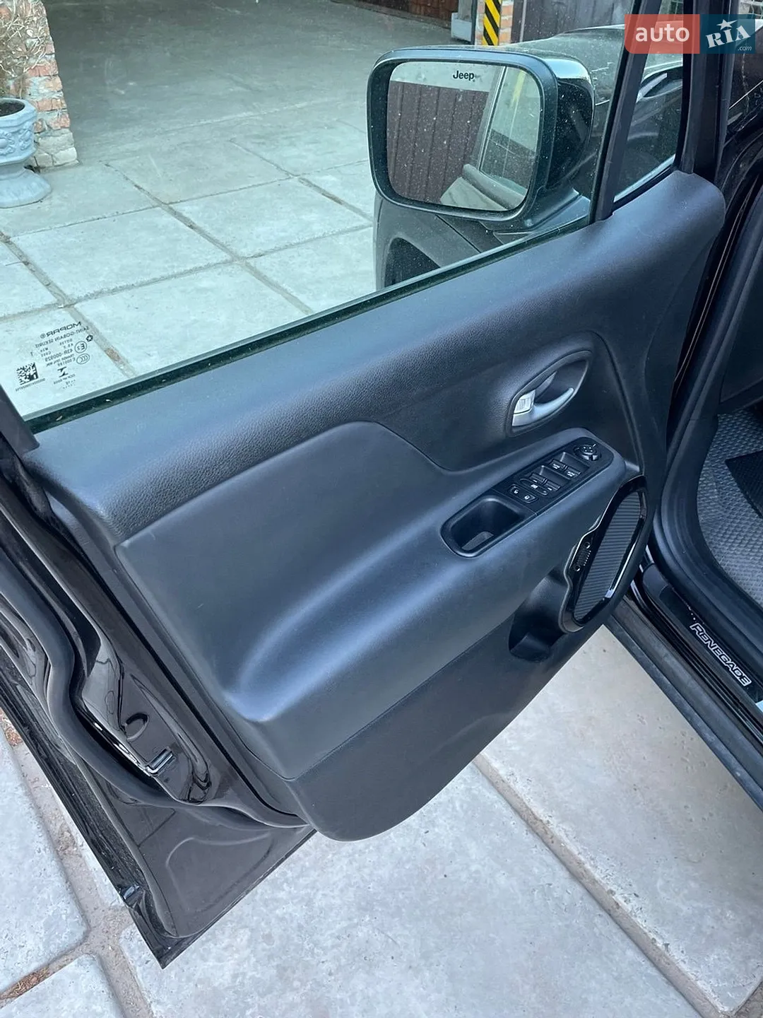 2019 Jeep Renegade - мініатюра 12