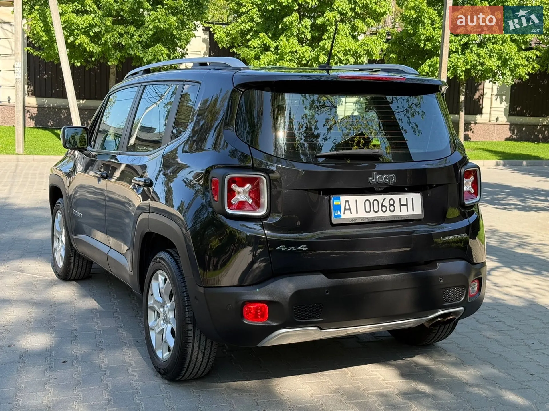 2016 Jeep Renegade - мініатюра 8