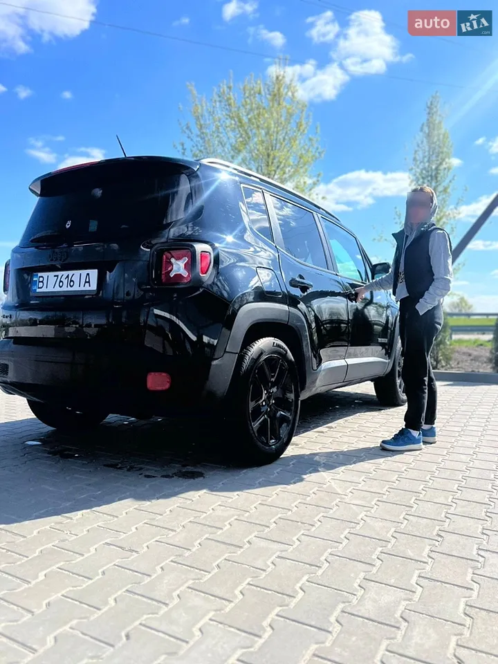 2015 Jeep Renegade - мініатюра 16