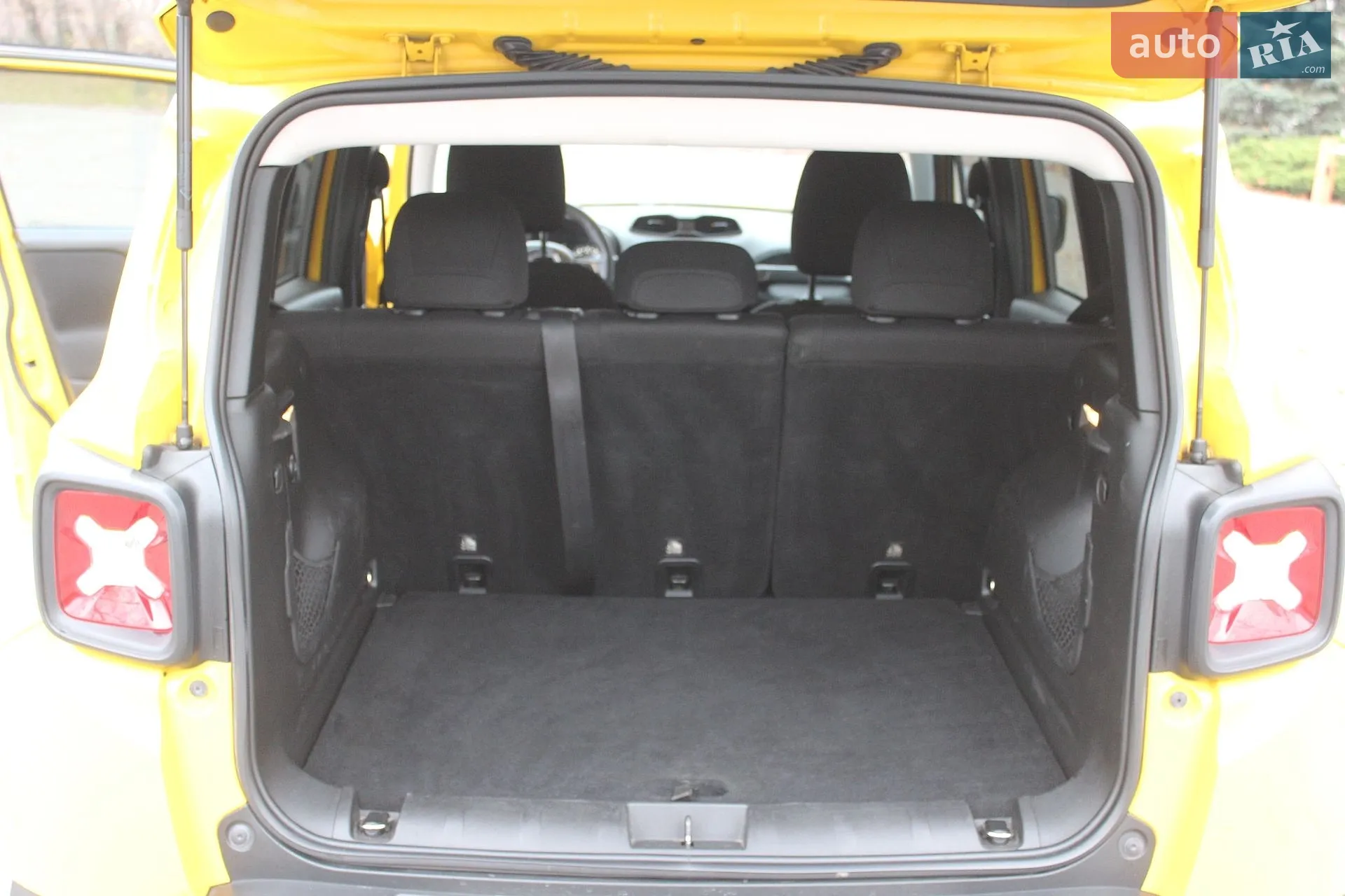 2016 Jeep Renegade - мініатюра 16