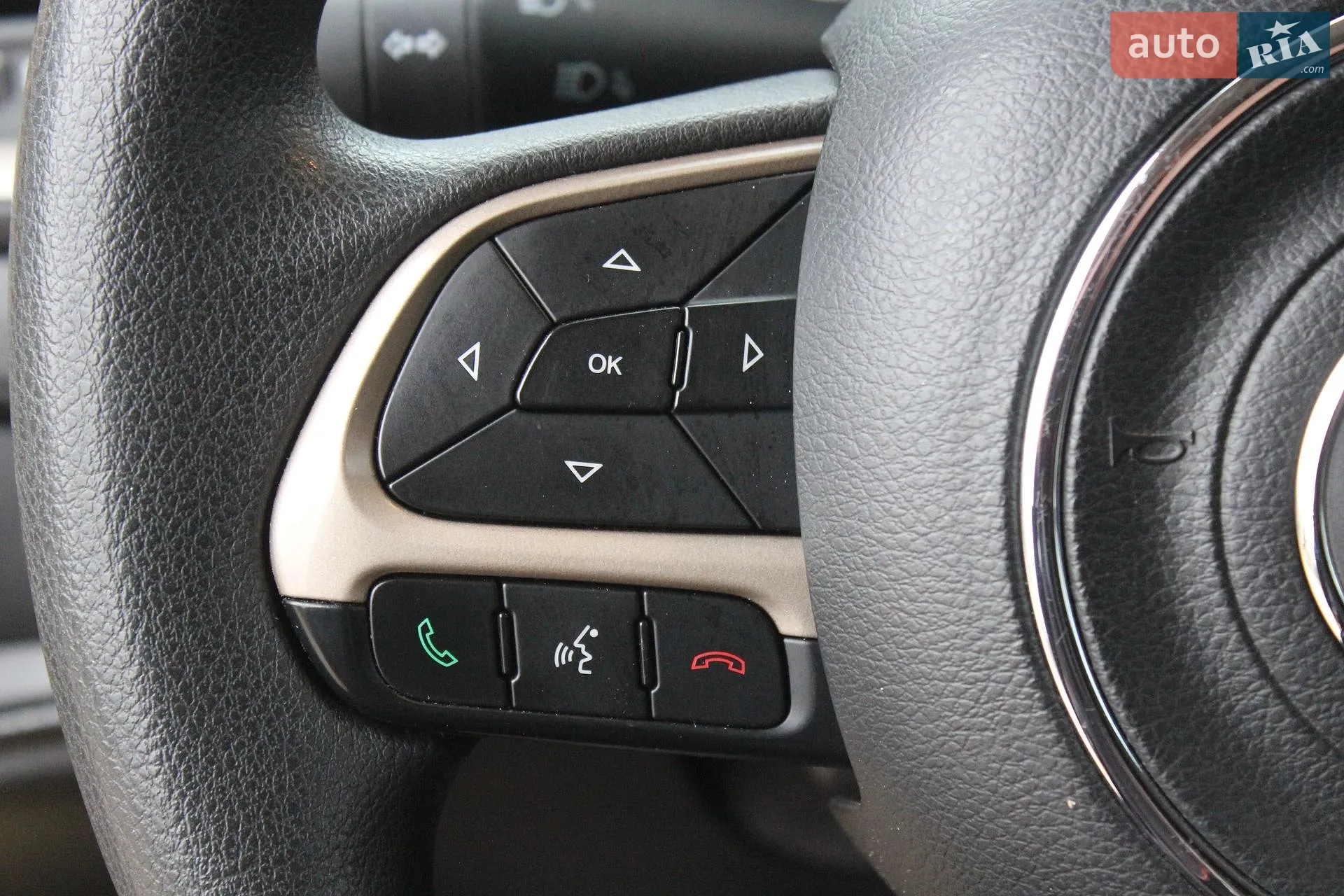 2016 Jeep Renegade - мініатюра 29