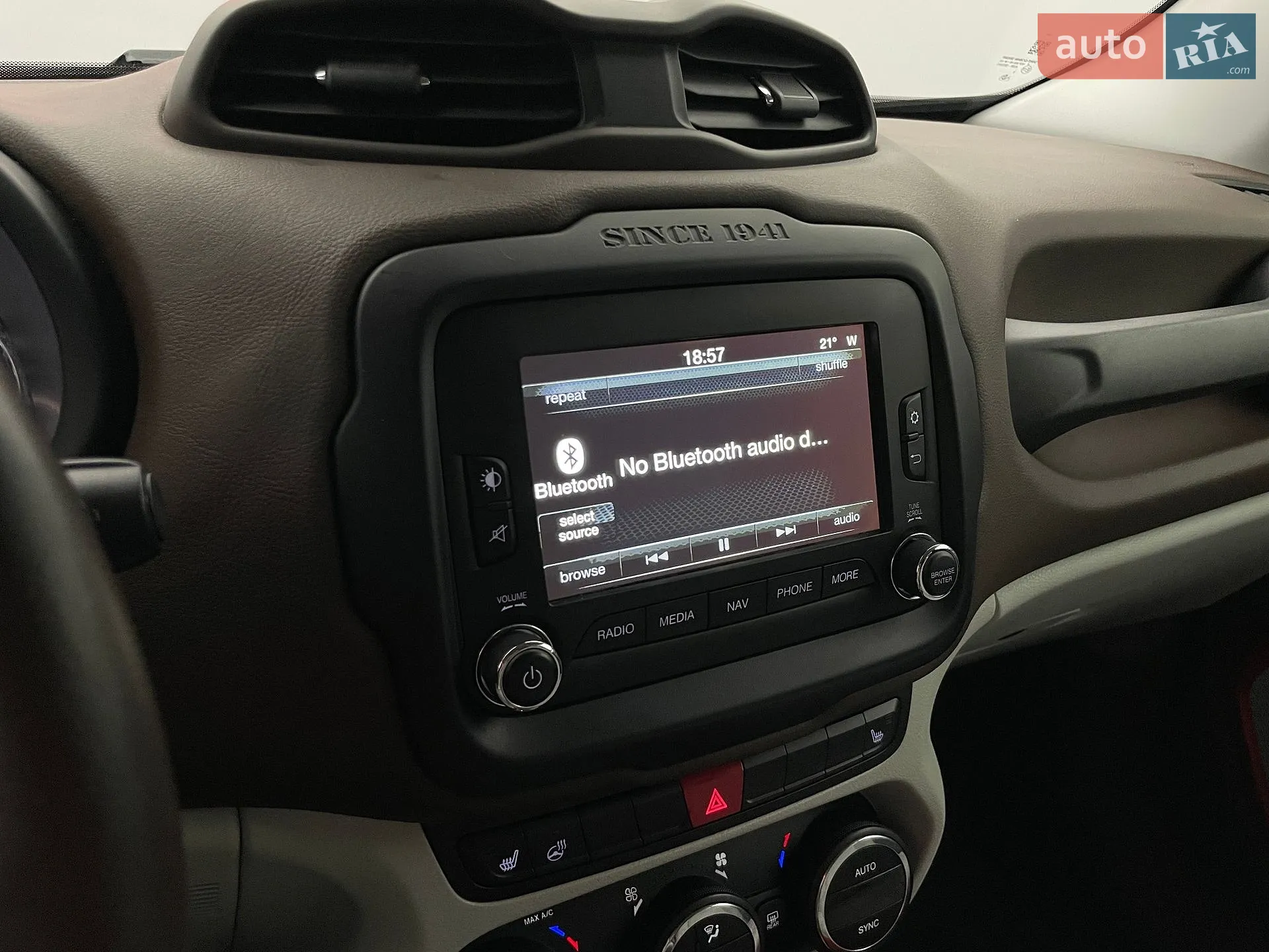 2015 Jeep Renegade - мініатюра 16