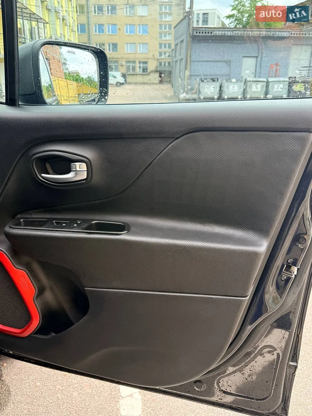 2015 Jeep Renegade - мініатюра 39