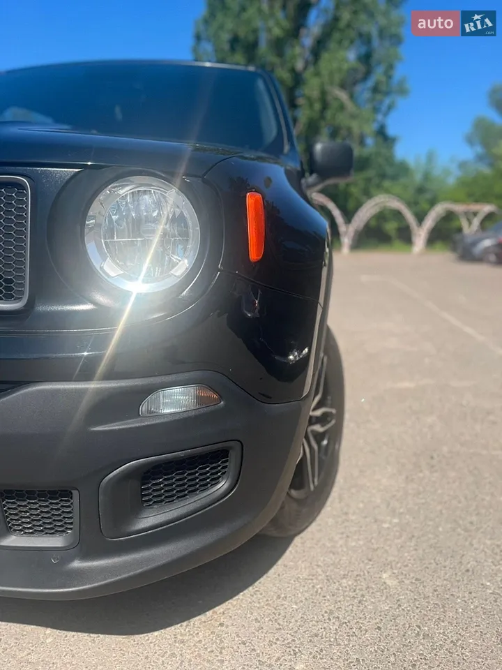 2018 Jeep Renegade - мініатюра 23