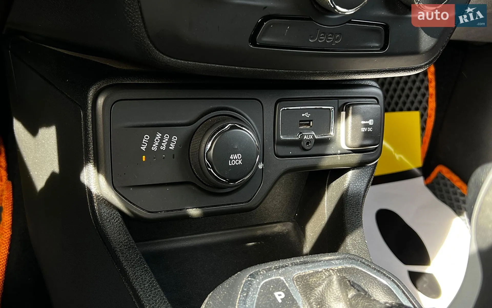 Jeep Renegade 2018 VIN ZACCJBAB6JPH48379 фото оголошення 17 з 22