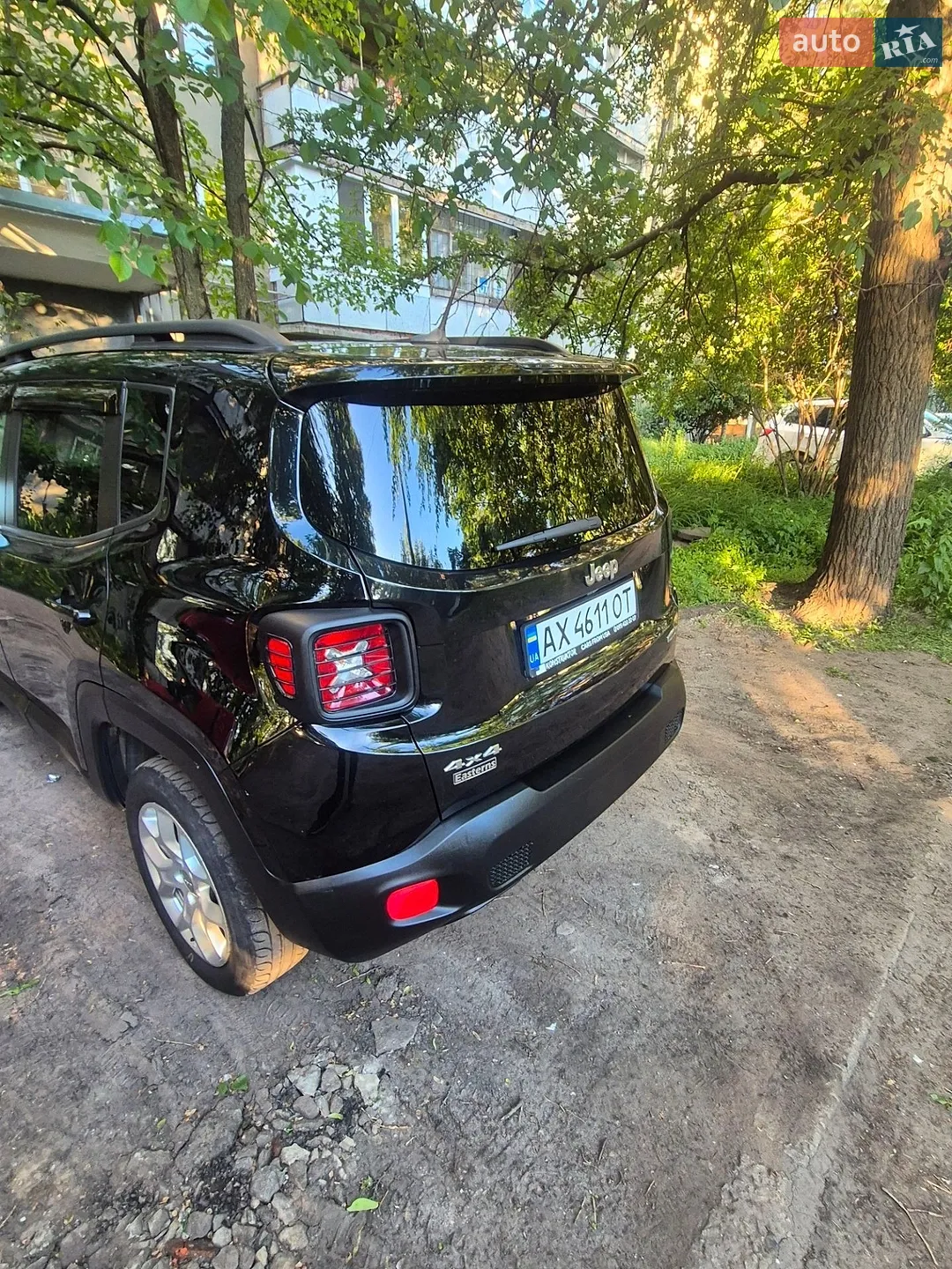 2016 Jeep Renegade - мініатюра 3