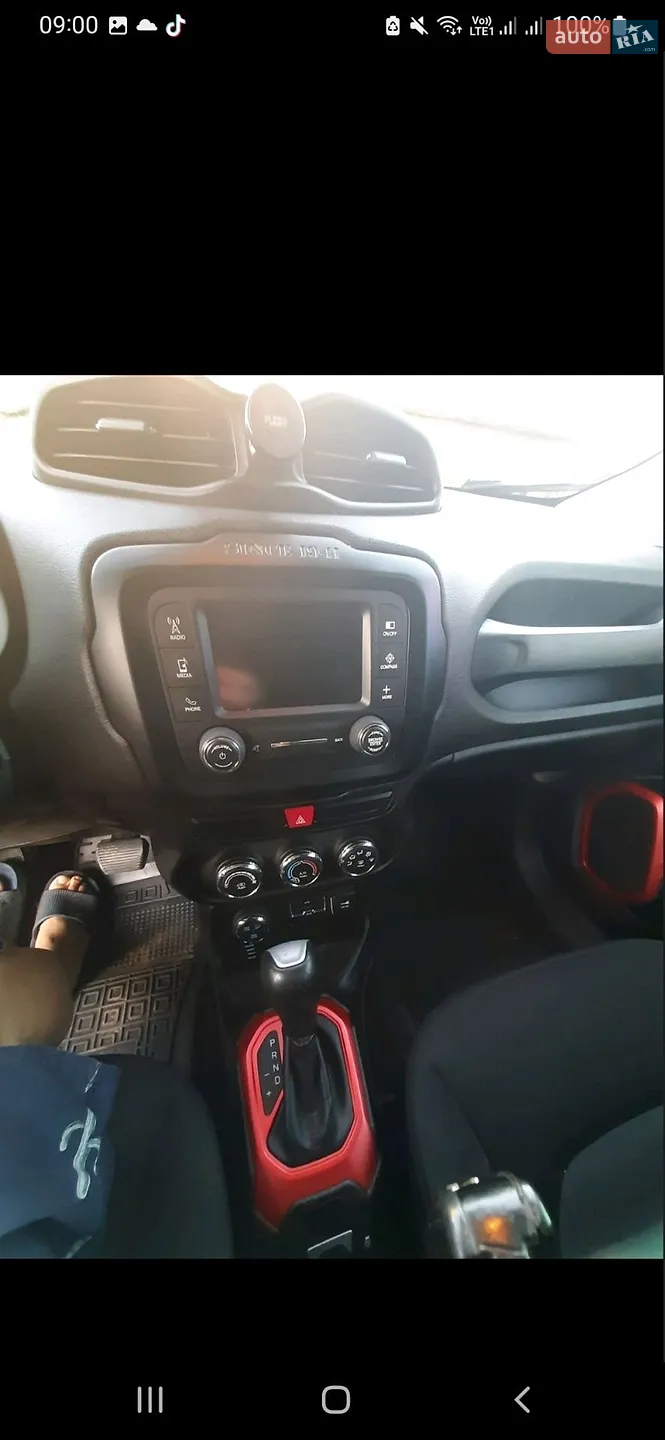 2015 Jeep Renegade - мініатюра 13