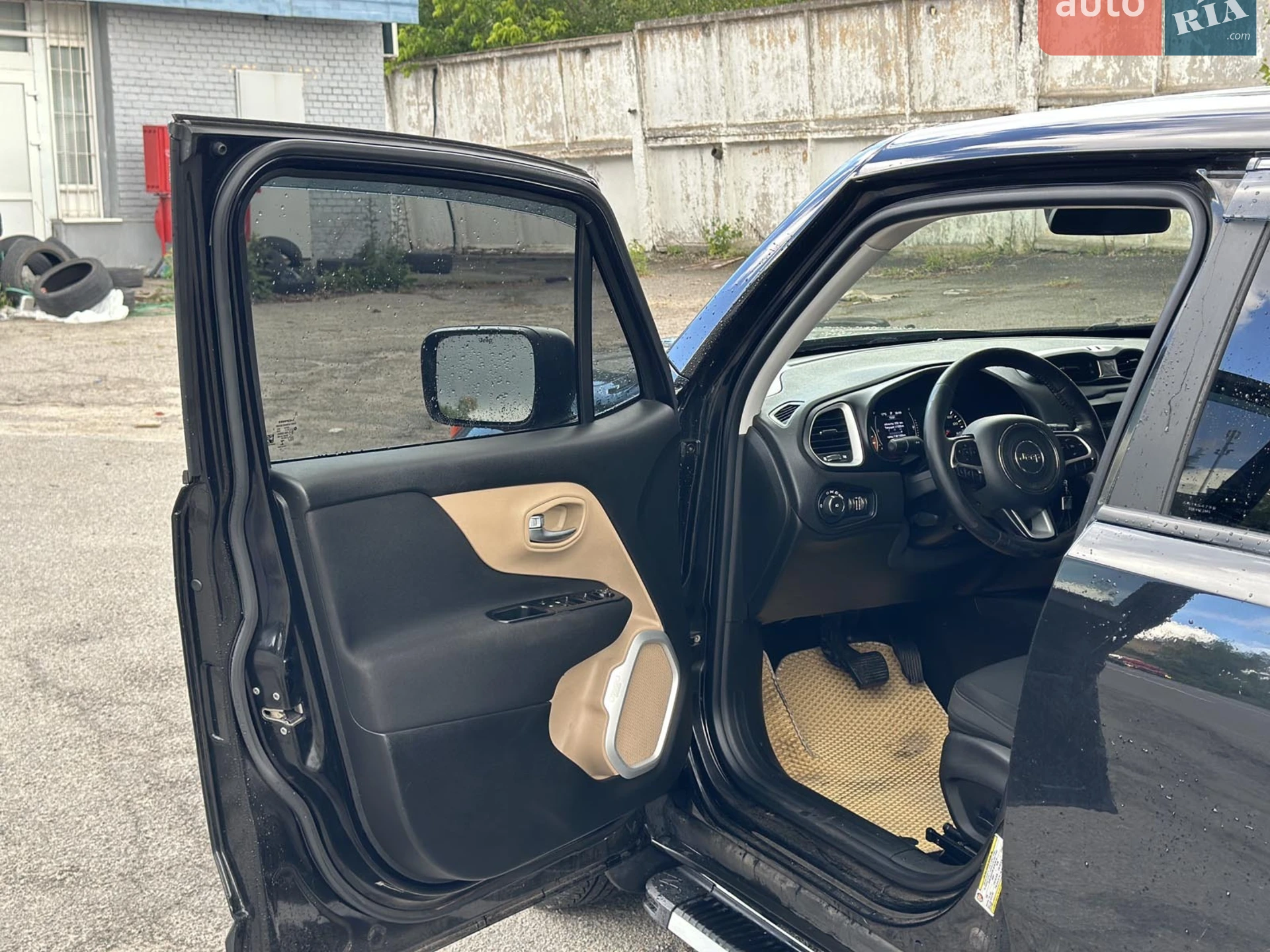 2015 Jeep Renegade - мініатюра 11