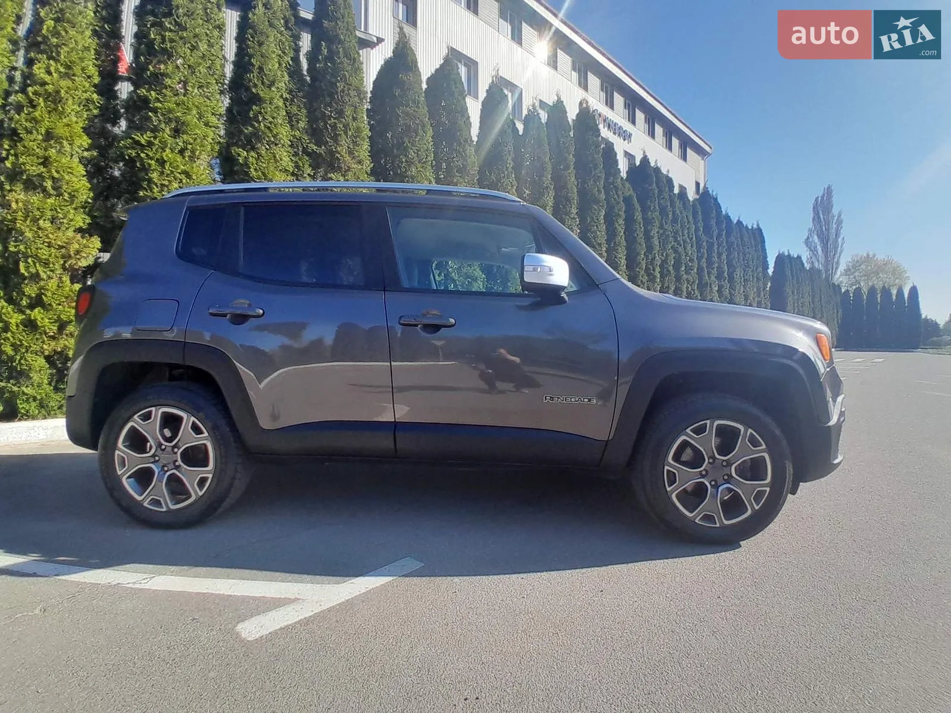 2016 Jeep Renegade - мініатюра 12