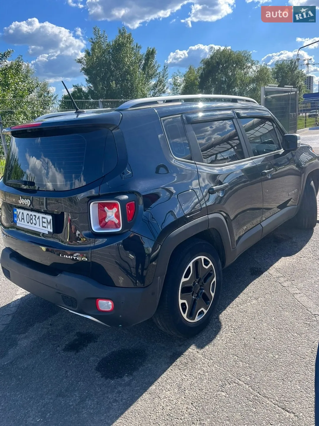 2016 Jeep Renegade - мініатюра 3