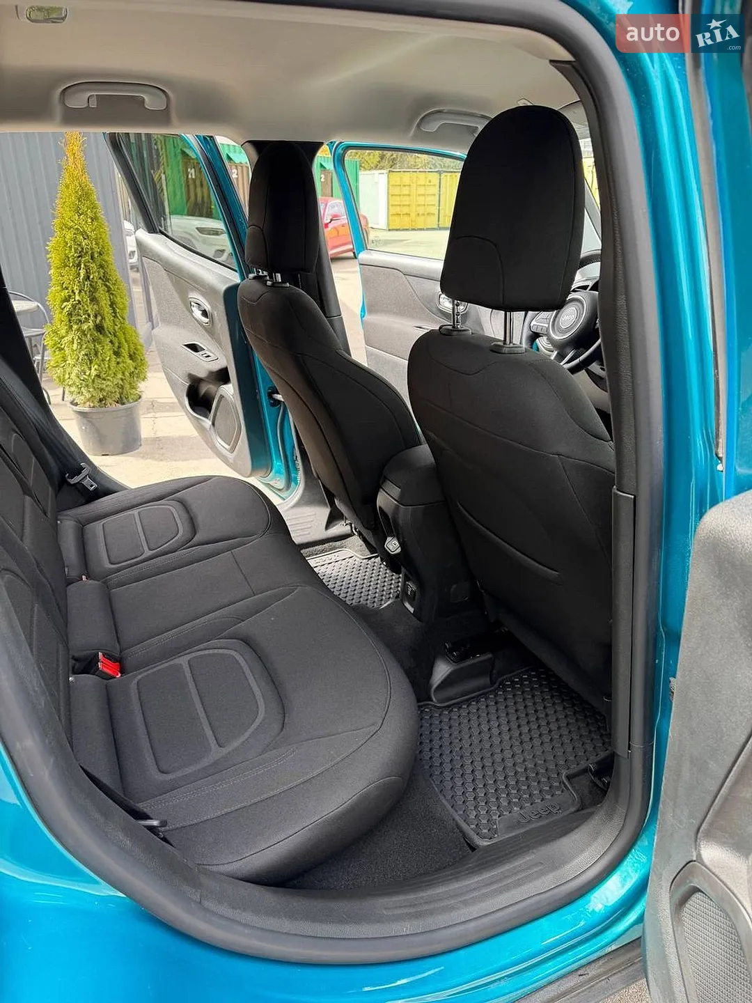 2020 Jeep Renegade - мініатюра 14